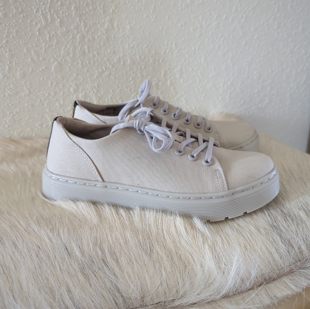 Dr. Martens Dante Canvas Low-top Sneakers Parchment Beige Women’s 6